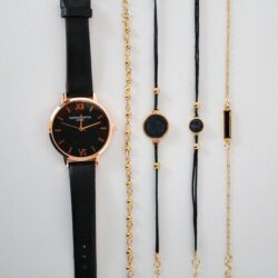 Conjunto de Reloj y pulseras