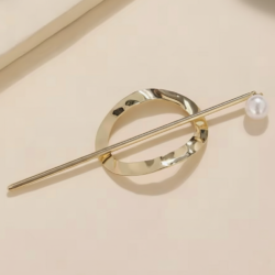 Pasador para cabello dorado con perla